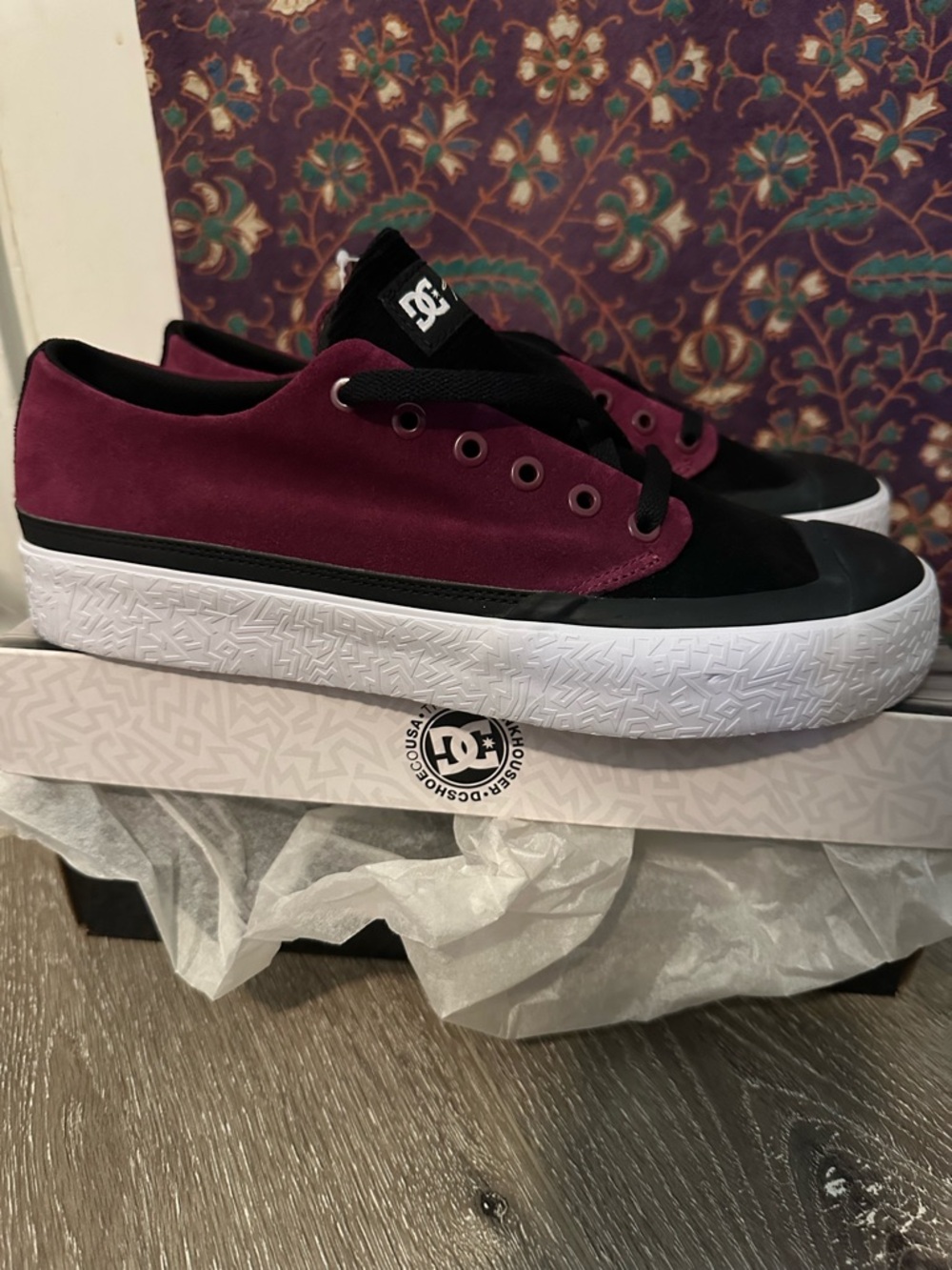 DC T-Funk Lo S purple black brand new sz 10 skate shoes